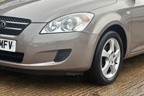 Kia Ceed Hatchback (07-12) 1.6 CRDi GS 5d For Sale - Prestigio Cars Ltd, Bedford