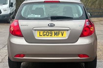 Kia Ceed Hatchback (07-12) 1.6 CRDi GS 5d For Sale - Prestigio Cars Ltd, Bedford