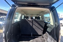Land Rover Discovery (04-17) 3.0 SDV6 Graphite 5d Auto For Sale - KT Cars Ltd, Leigh