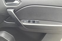Renault Captur (20 on) 1.0 TCE 90 Iconic 5d For Sale - Right Car Beverley, Beverley