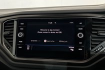 Volkswagen T-Roc SUV (17 on) SE 1.0 TSI 115PS 5d For Sale - Cartime, Bury