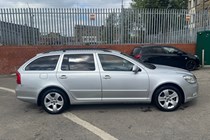 Skoda Octavia Estate (05-13) 2.0 TDI CR Elegance 5d DSG For Sale - Village Cars Cottingley, Bradford