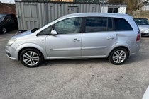 Vauxhall Zafira (05-14) 1.9 CDTi Design (120ps) 5d Auto (Euro 4) For Sale - AMICAS GROUP LTD, Bradford