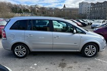 Vauxhall Zafira (05-14) 1.9 CDTi Design (120ps) 5d Auto (Euro 4) For Sale - AMICAS GROUP LTD, Bradford