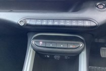 Jeep Avenger EV (23 on) 115kW Longitude 54kWh 5dr Auto For Sale - Stoneacre Cleckheaton Fiat, Cleckheaton