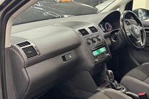 Volkswagen Touran (10-15) 2.0 TDI SE 5d DSG For Sale - Car Market Yorkshire, Dewsbury