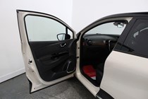 Renault Captur (13-19) 1.5 dCi (90bhp) Dynamique S MediaNav 5d For Sale - Woodcroft Motors, Thornaby