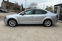 Skoda Octavia Hatchback (13-20) 2.0 TDI CR Elegance 5d DSG For Sale - Oxford Automotive, Kidlington