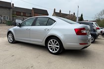 Skoda Octavia Hatchback (13-20) 2.0 TDI CR Elegance 5d DSG For Sale - Oxford Automotive, Kidlington