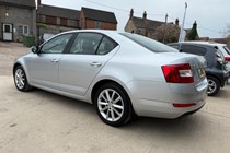 Skoda Octavia Hatchback (13-20) 2.0 TDI CR Elegance 5d DSG For Sale - Oxford Automotive, Kidlington