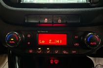 Kia Ceed Hatchback (12-18) 1.6 CRDi ISG 3 5d For Sale - Finance Carshop Limited Leicester, Leicester