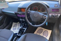 Vauxhall Astra Hatchback (04-10) 1.6i 16V Design (115ps) 5d For Sale - Newnham Road Car Sales, Plymouth
