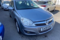 Vauxhall Astra Hatchback (04-10) 1.6i 16V Design (115ps) 5d For Sale - Newnham Road Car Sales, Plymouth