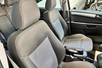 Vauxhall Zafira (05-14) 1.8i Design 5d For Sale - Silverstone Cars Limited, Barking