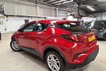 Toyota C-HR SUV (17-23) Icon 1.8 VVT-i Hybrid 122hp auto 5d For Sale - Wembley Prestige Cars, Watford