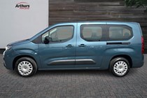 Vauxhall Combo-e Life MPV (21 on) 100kW Design XL 50kWh 5dr Auto [7 Seat] For Sale - Arthurs of Oswestry, Owestry