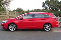 Vauxhall Astra Sports Tourer (16-21) 1.6 CDTi 16V (136bhp) SRi Nav 5d For Sale - RobertsCarscouk, Flint