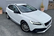 Volvo V40 Cross Country (13-19) T3 (152bhp) Cross Country Pro 5d For Sale - Mill House Cars, Whitchurch