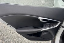 Volvo V40 Cross Country (13-19) T3 (152bhp) Cross Country Pro 5d For Sale - Mill House Cars, Whitchurch