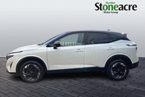 Nissan Qashqai SUV (21 on) 1.3 DiG-T MH 158 N-Connecta 5dr Xtronic For Sale - Stoneacre Hull Anlaby Road, Hull
