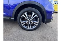 Nissan Qashqai (14-21) N-Connecta 1.3 DIG-T 140 5d For Sale - Imperial Motor Company Limited, St Leonards on Sea