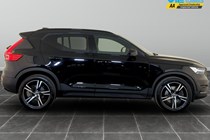 Volvo XC40 SUV (17 on) 1.5 T4 Recharge PHEV R DESIGN Auto 5d For Sale - V12 Sports and Classics Hinckley, Hinckley