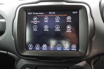 Jeep Renegade (15 on) 1.5 e-Hybrid Limited 5dr DCT For Sale - Stoneacre Wolverhampton, Willenhall