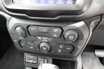 Jeep Renegade (15 on) 1.5 e-Hybrid Limited 5dr DCT For Sale - Stoneacre Wolverhampton, Willenhall