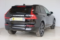 Volvo XC60 SUV (17 on) 2.0 B4D Momentum 5dr AWD Geartronic For Sale - Fleet Sales (Leicester) Limited, Cosby