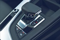 2019 Audi A4 Saloon S Tronic gearlever