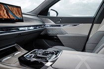 BMW i7 review (2023) interior view