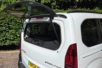 Citroen e-Berlingo open rear window