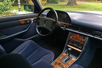 Mercedes-Benz S-Class W126 dashboard