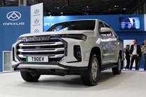 Maxus T90EV electric pickup - front view, white, at CV Show