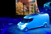 Mercedes to build electric van in 2018