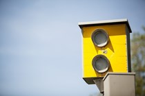 Peek speed camera