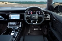 Audi Q8 (2020) dashboard