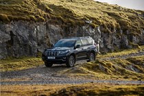 Toyota Land Cruiser - Best cars for snow and winter driving