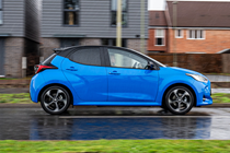 Toyota Yaris (2024) side driving