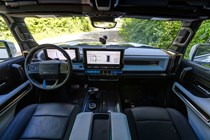 Hummer EV 2022 cabin