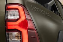 2020 Toyota Hilux facelift - rear light detail