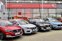 MG dealer - Money saving tips for buying a new car