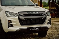 2021 Isuzu D-Max V-Cross - front, double grille