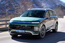 Hyundai Ioniq 9: front three quarter driving, green paint