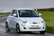 Fiat 500e (2023) front driving