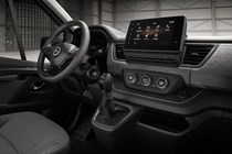 Nissan Primastar, dashboard, new infotainment system