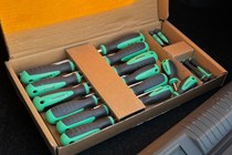 Denali 20 piece screwdriver set on test