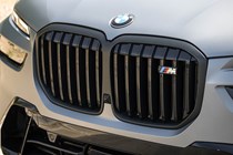 BMW X7 grille