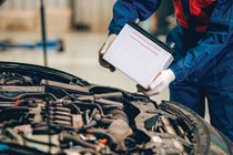 Why and when to disconnect your car battery