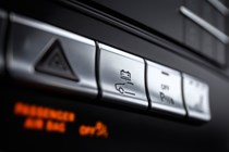 Mercedes-Benz GLE Class 4x4 (2015-) - lhd model interior detail, drivers control buttons